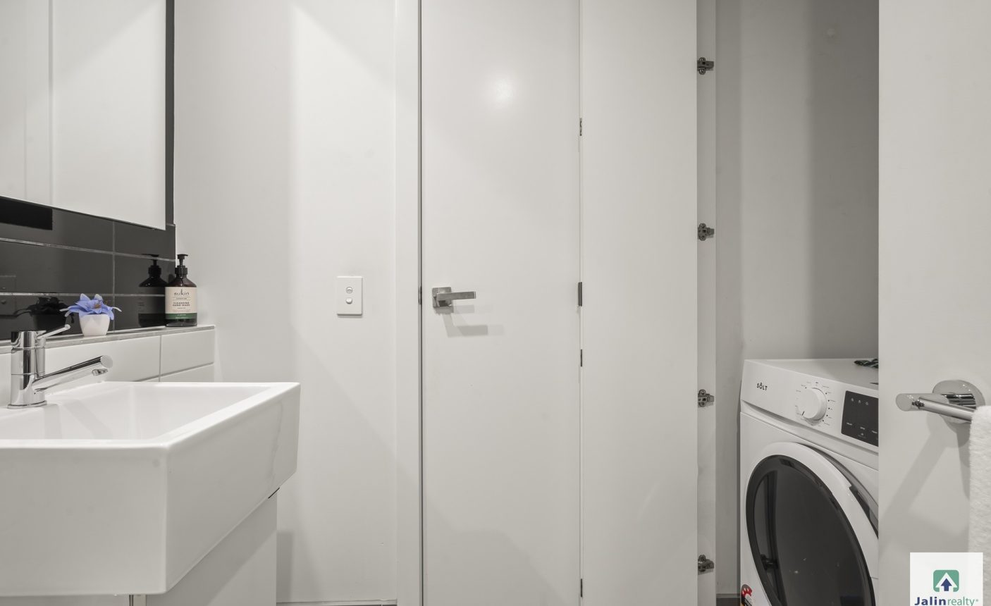 3211/80 A'beckett Street,  Melbourne,  VIC 3000 AUS