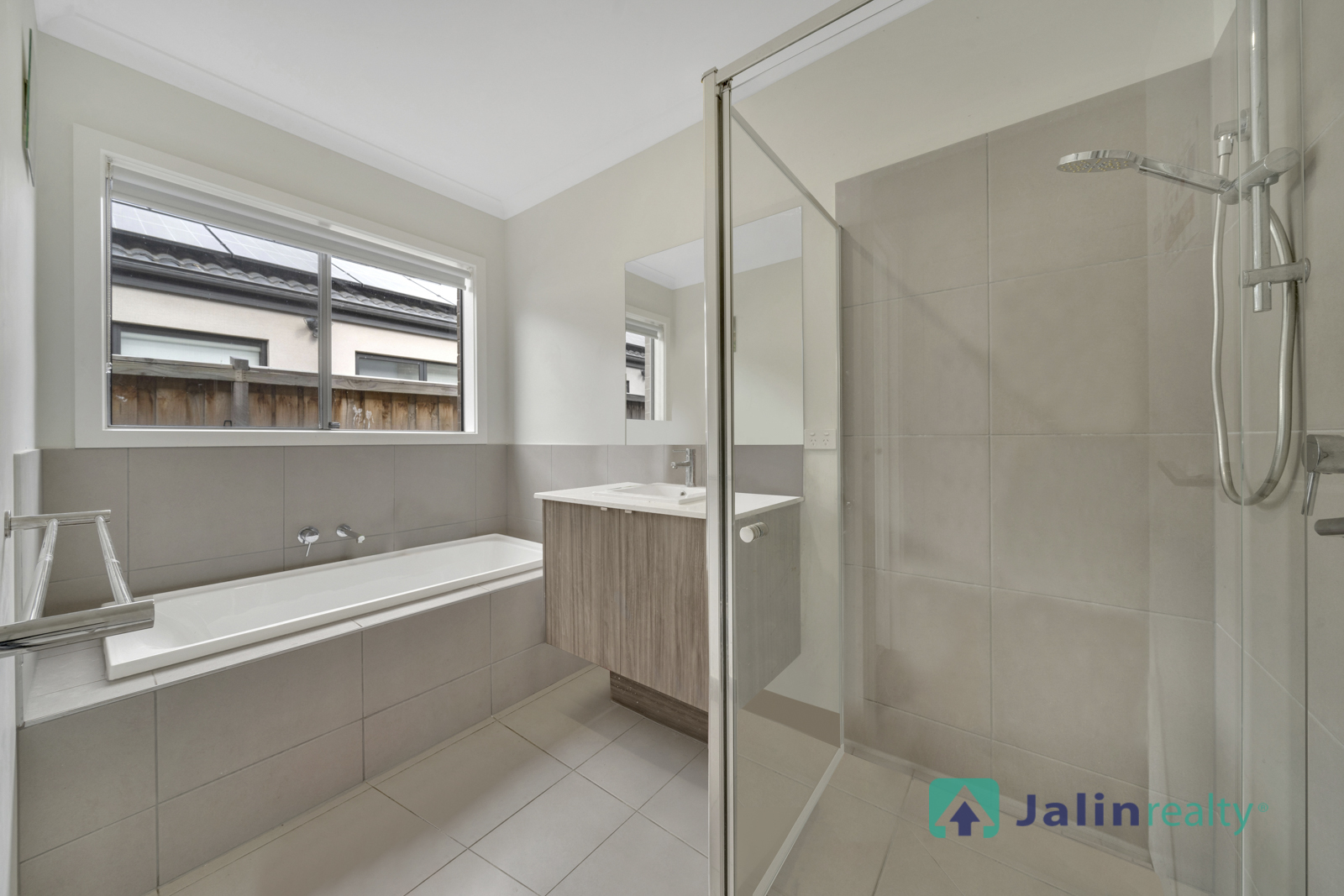 9 Avaward Street, Wyndham Vale VIC 3024, Wyndham Vale - Thumbnail 4