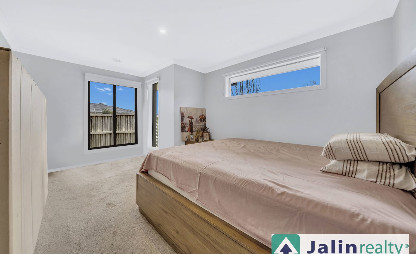 13 Buckland Circuit,  Werribee,  VIC 3030 AUS