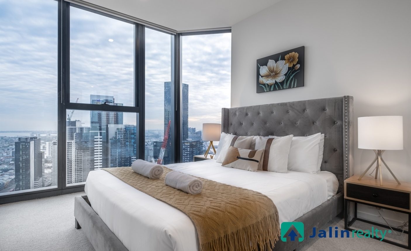 3808/11 Bale Circuit,  Southbank,  VIC 3006 AUS