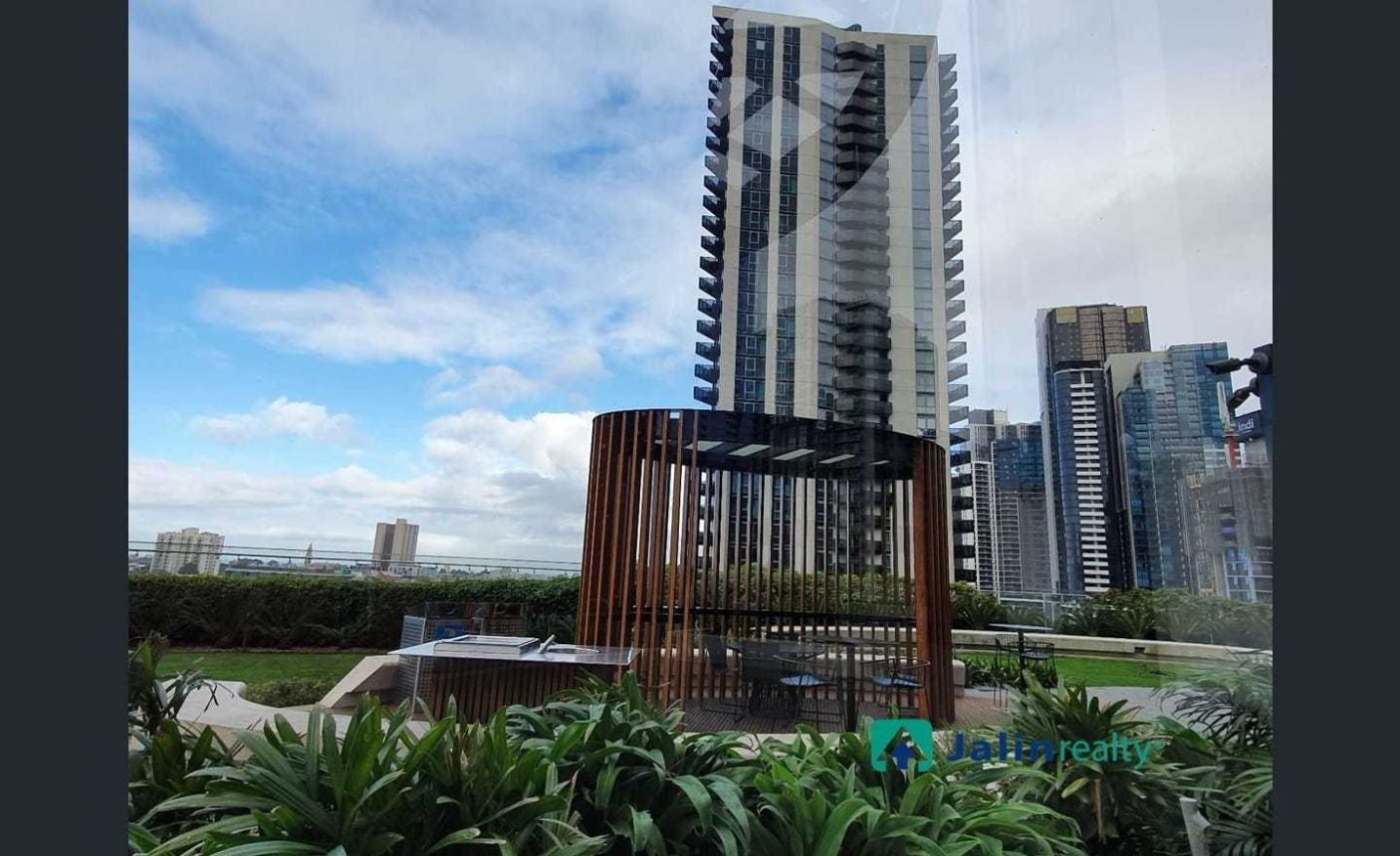 3808/11 Bale Circuit,  Southbank,  VIC 3006 AUS