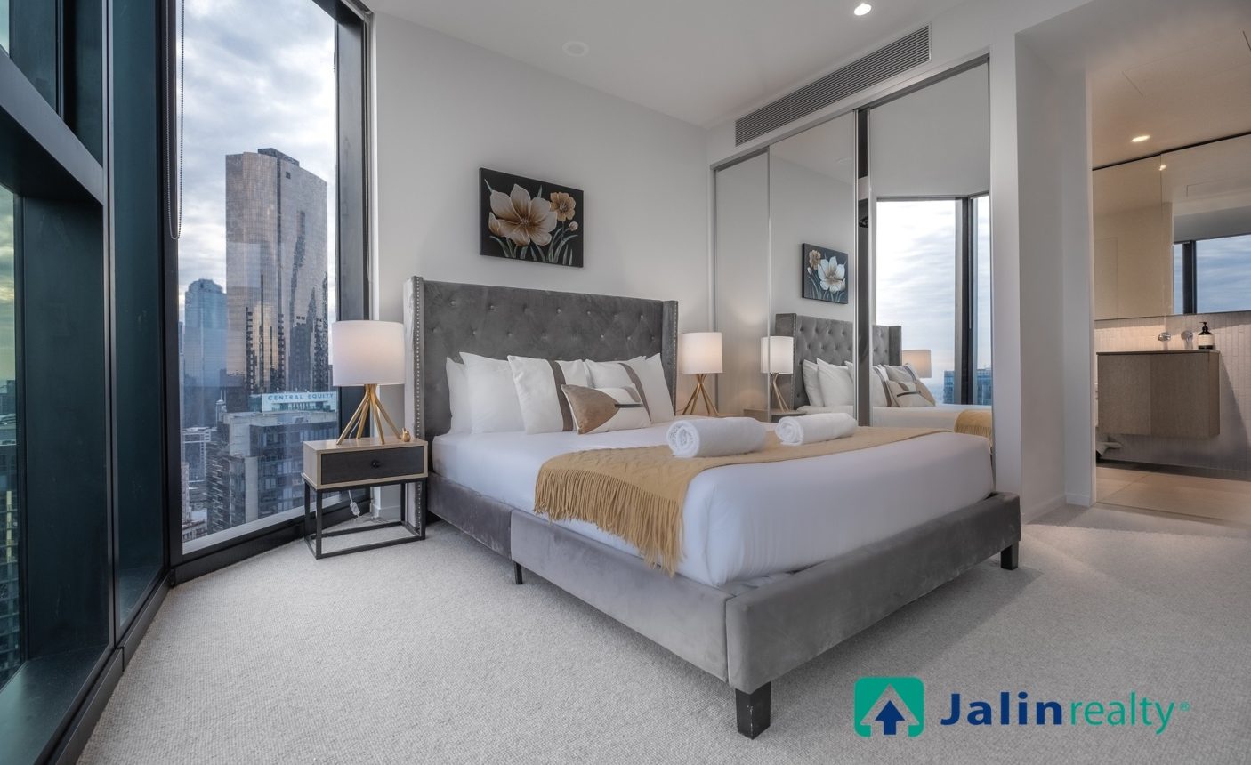 3808/11 Bale Circuit,  Southbank,  VIC 3006 AUS