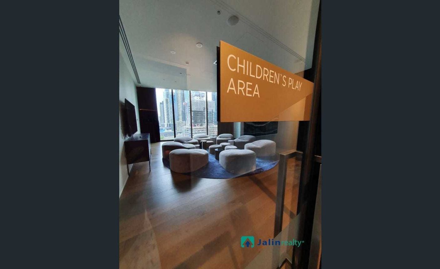 3808/11 Bale Circuit,  Southbank,  VIC 3006 AUS