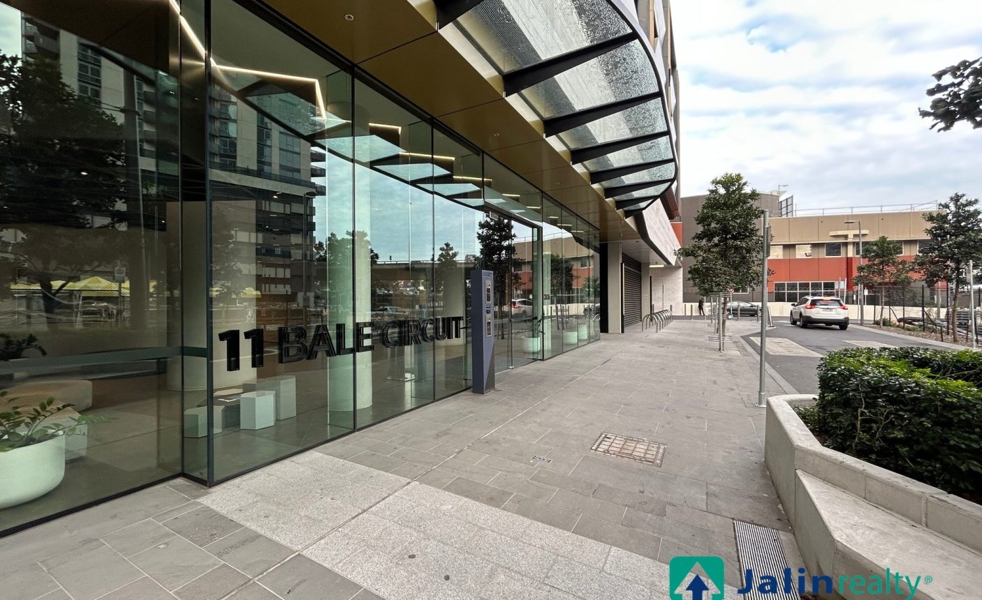 3808/11 Bale Circuit,  Southbank,  VIC 3006 AUS