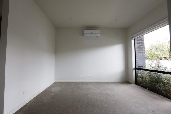 57 Charlton Avenue,  CHELTENHAM,  VIC 3192 Australia