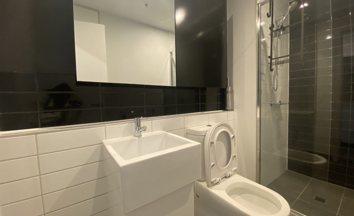 2001/80 A'Beckett Street,  MELBOURNE,  VIC 3000 Australia