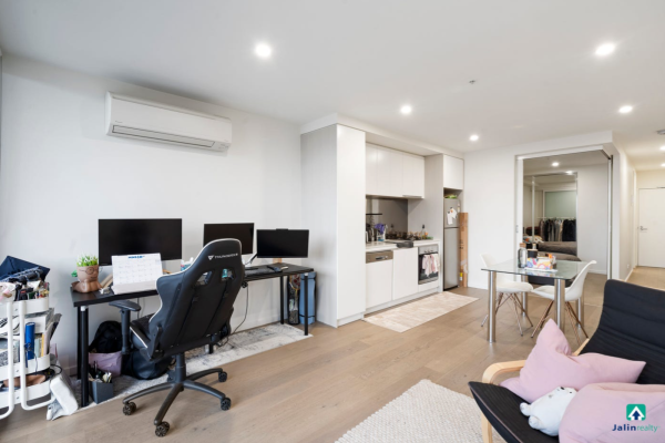 619/1 Moreland Street,  Footscray,  VIC 3011 Australia