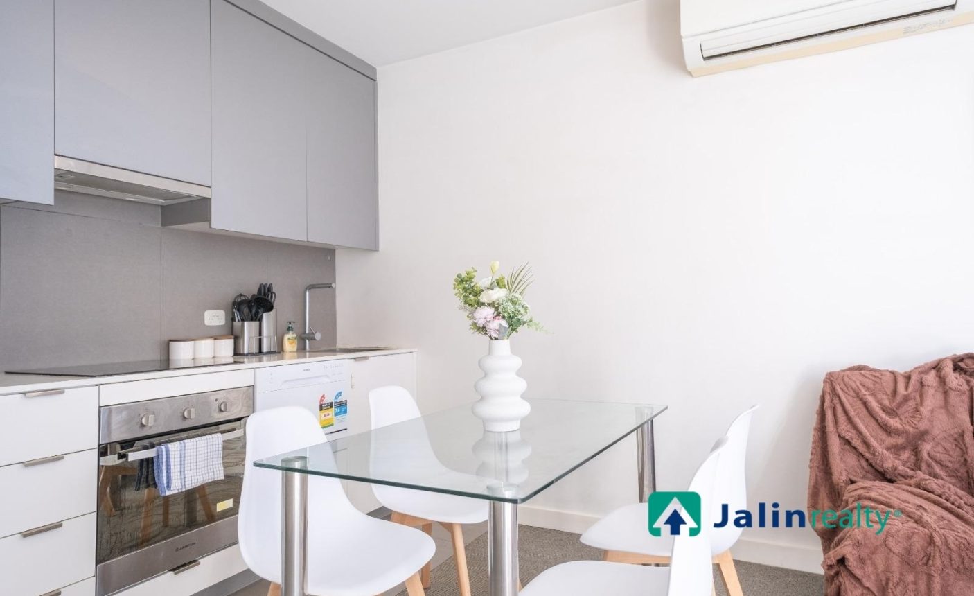 1204/557 Lt Lonsdale Street,  Melbourne,  VIC 3000 AUS