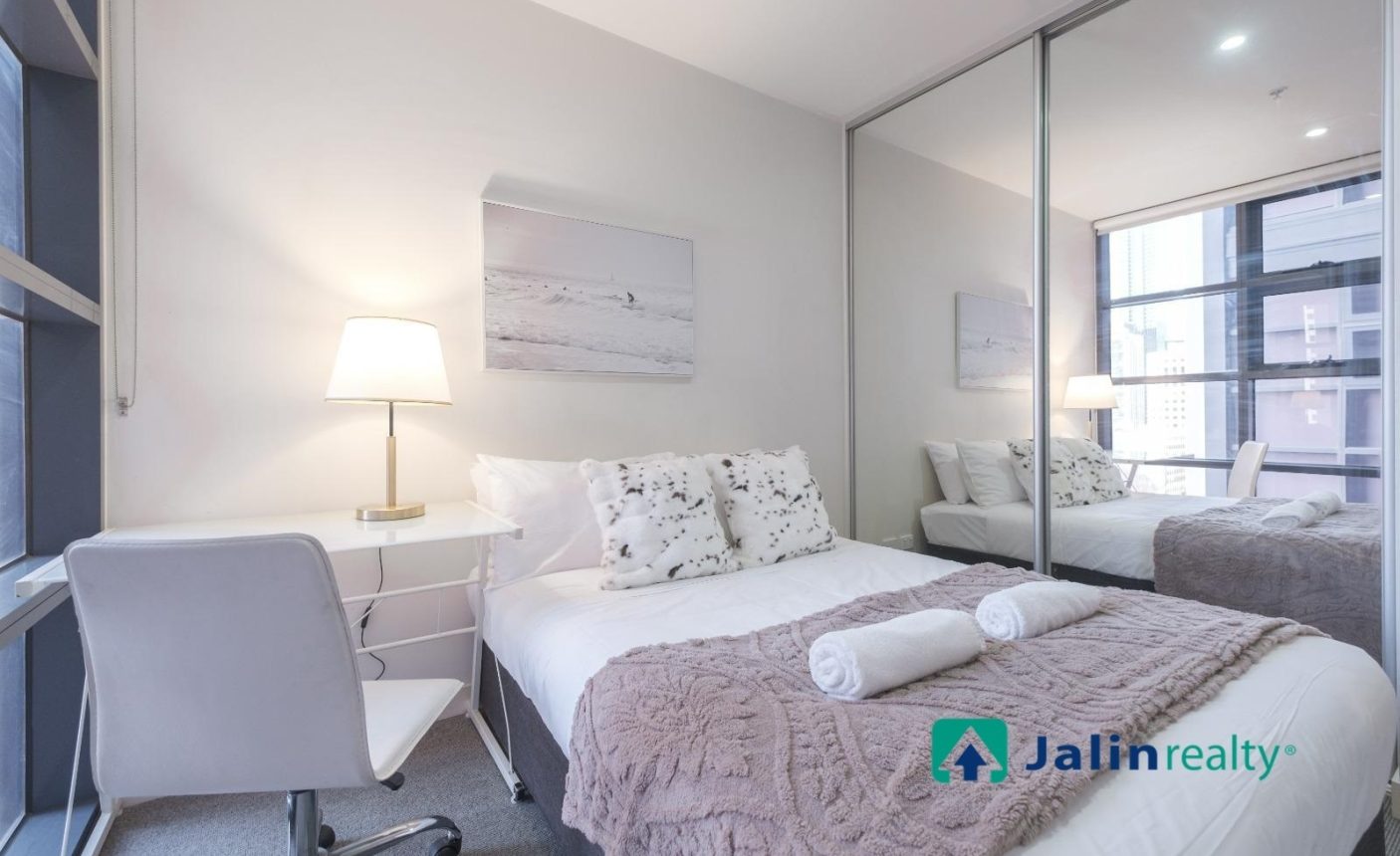 1204/557 Lt Lonsdale Street,  Melbourne,  VIC 3000 AUS