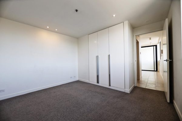 912/1 Clara Street,  SOUTH YARRA,  VIC 3141 Australia