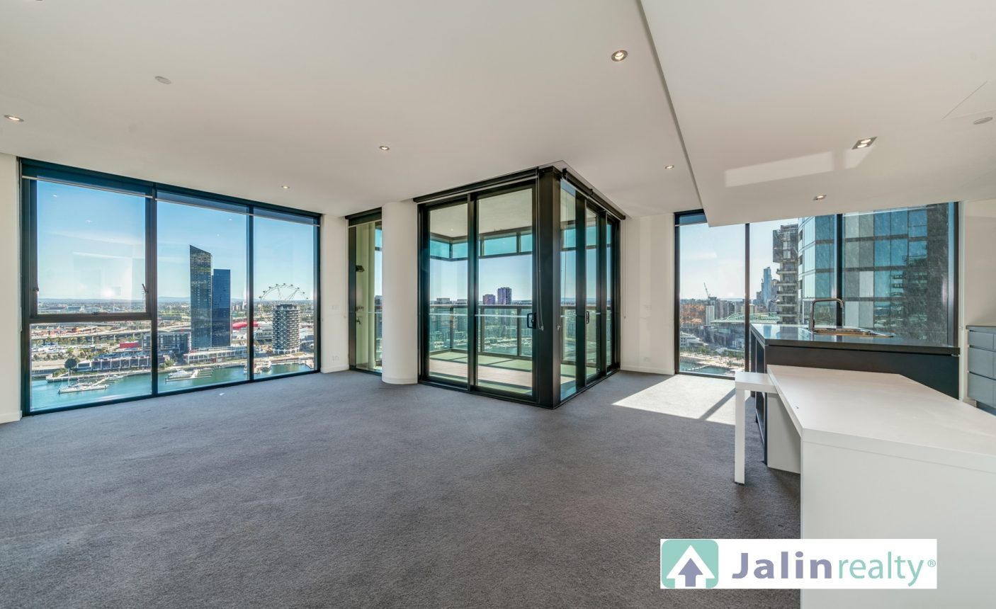 2205/9 Waterside Place,  Docklands,  VIC 3008 AUS
