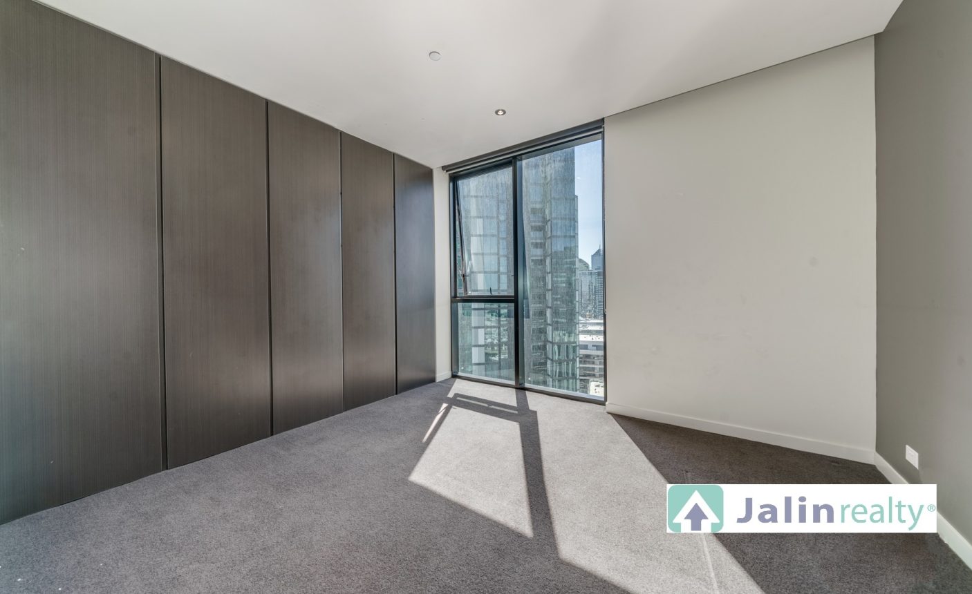 2205/9 Waterside Place,  Docklands,  VIC 3008 AUS