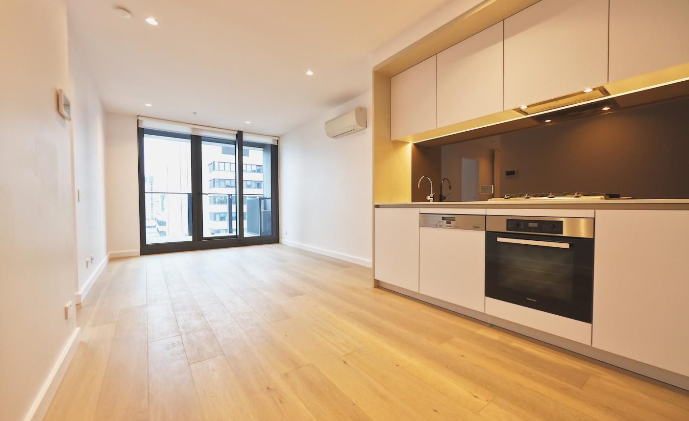 811/628 Flinders Street,  Docklands,  VIC 3008 AUS
