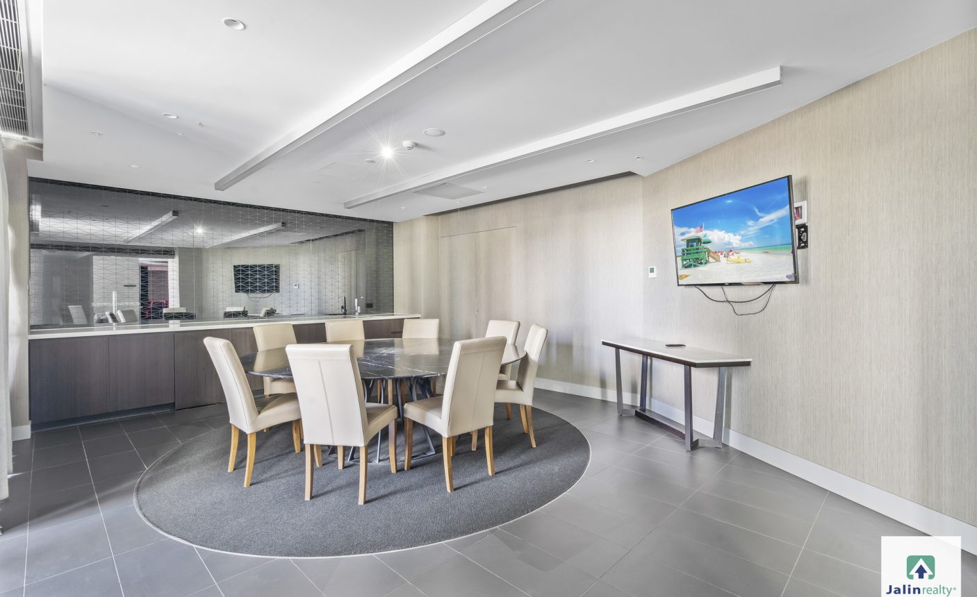 704/42-48 Balston Street,  Southbank,  VIC 3006 AUS
