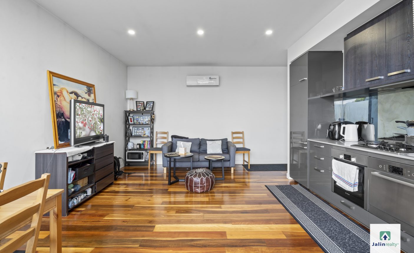 206/332 High Street,  Northcote,  VIC 3070 AUS