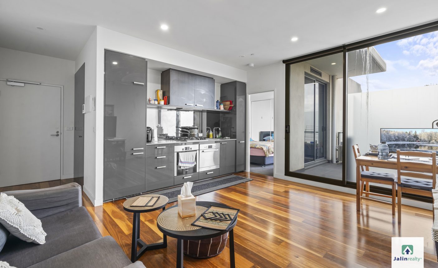 206/332 High Street,  Northcote,  VIC 3070 AUS