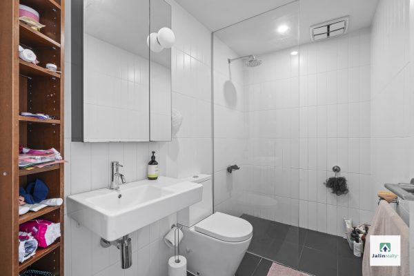 206/332 High Street,  Northcote,  VIC 3070 AUS