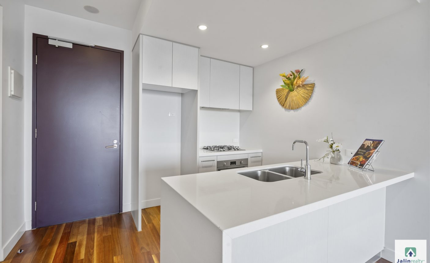 803/59 Paisley Street,  Footscray,  VIC 3011 AUS