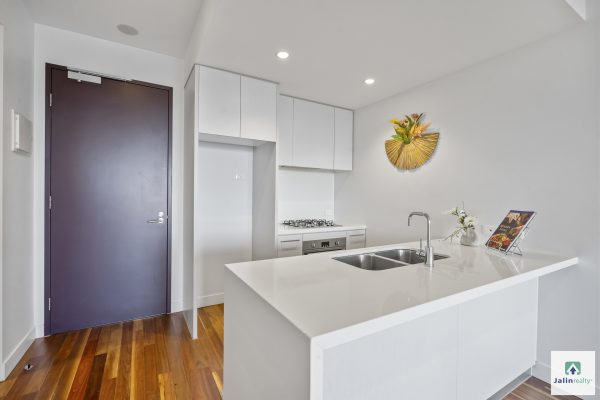 803/59 Paisley Street,  Footscray,  VIC 3011 AUS