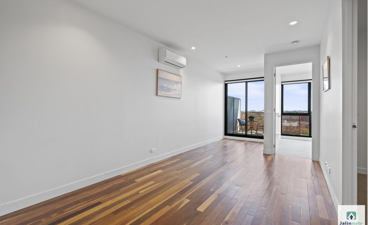 803/59 Paisley Street,  Footscray,  VIC 3011 AUS