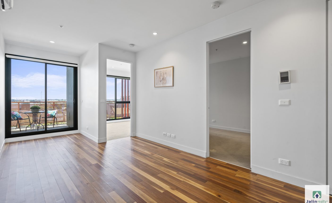 803/59 Paisley Street,  Footscray,  VIC 3011 AUS