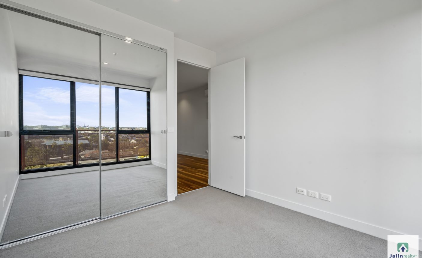 803/59 Paisley Street,  Footscray,  VIC 3011 AUS