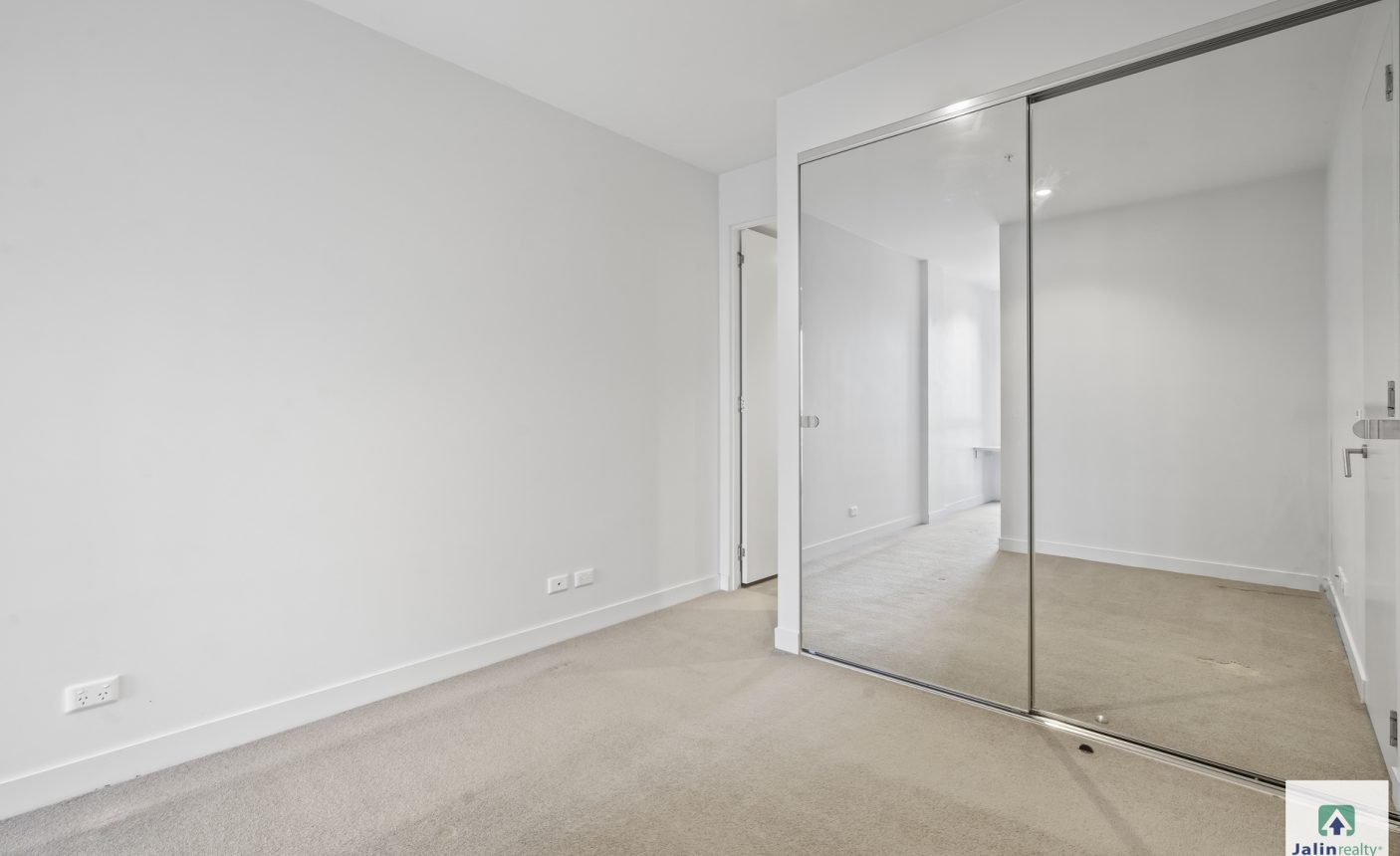 803/59 Paisley Street,  Footscray,  VIC 3011 AUS