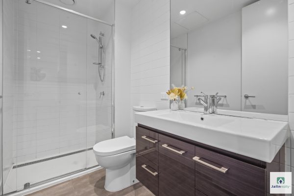 803/59 Paisley Street,  Footscray,  VIC 3011 AUS