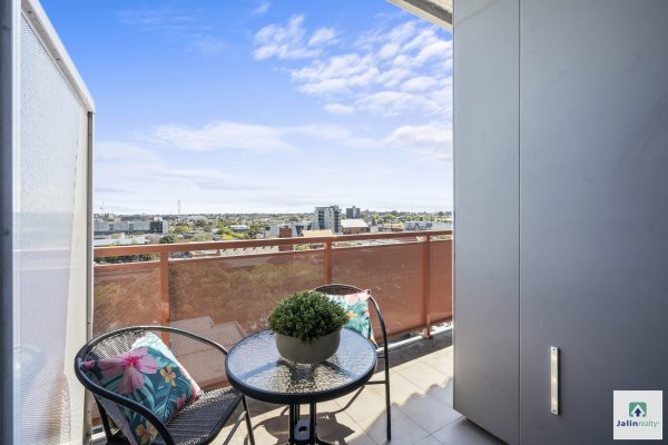 803/59 Paisley Street,  Footscray,  VIC 3011 AUS