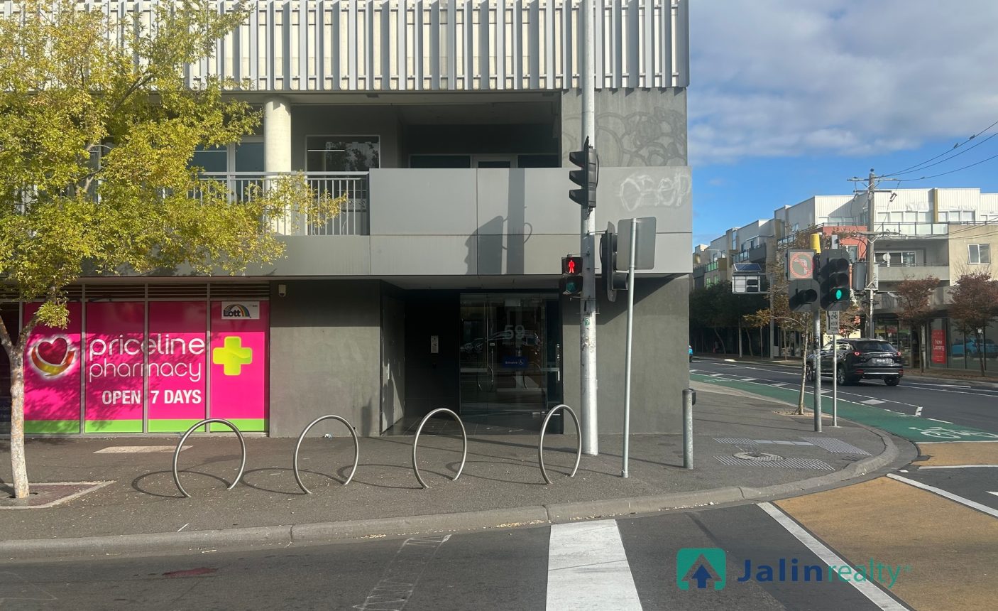 803/59 Paisley Street,  Footscray,  VIC 3011 AUS