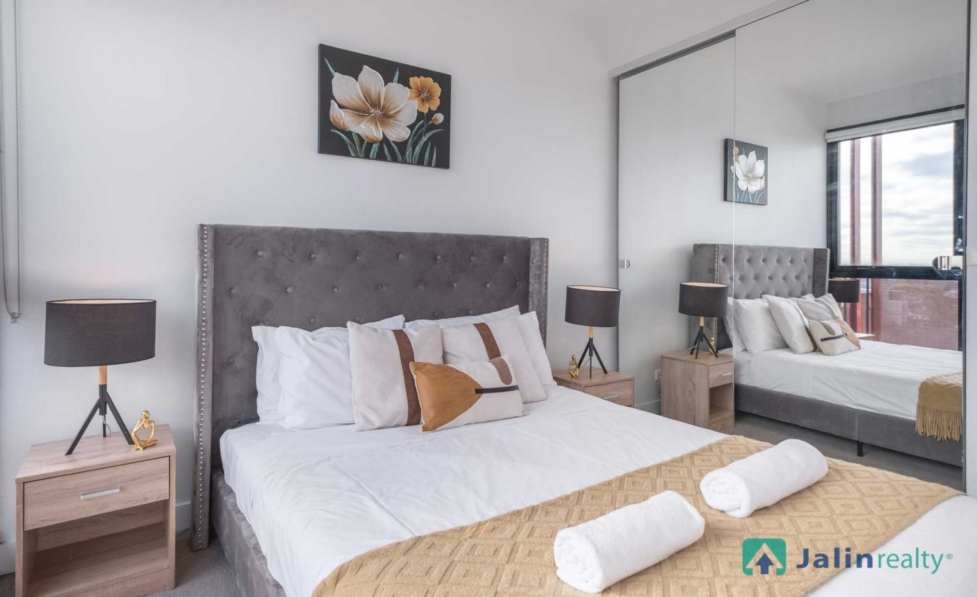 803/59 Paisley Street,  Footscray,  VIC 3011 AUS