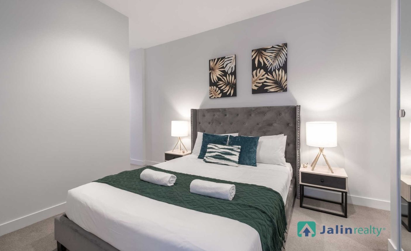 803/59 Paisley Street,  Footscray,  VIC 3011 AUS