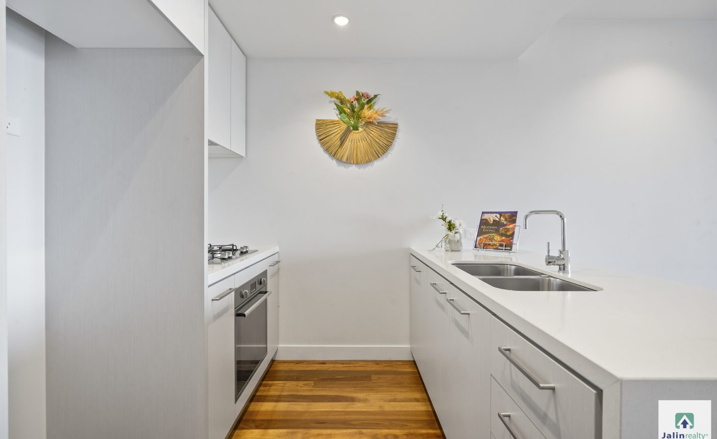 803/59 Paisley Street,  Footscray,  VIC 3011 AUS