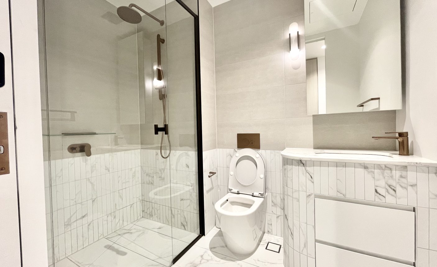 2807/63 La Trobe St,  Melbourne,  VIC 3000 Australia