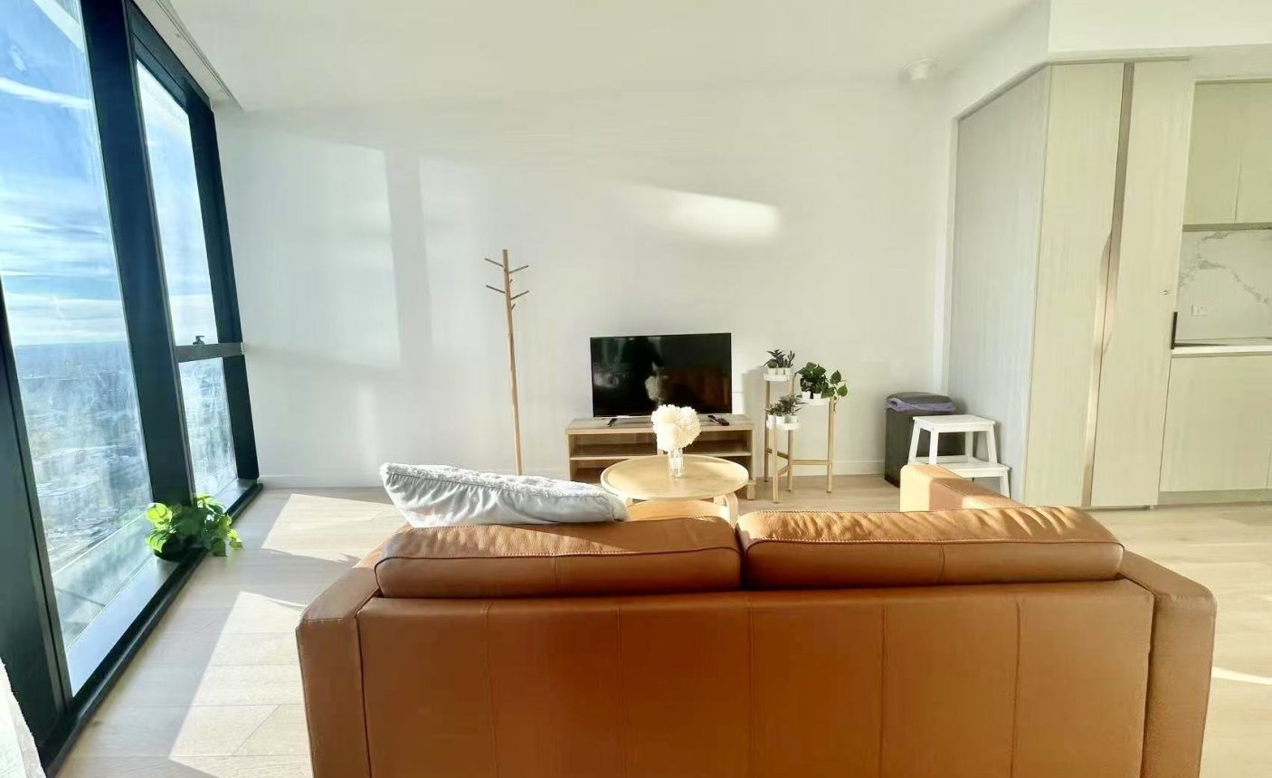 2807/63 La Trobe St,  Melbourne,  VIC 3000 Australia