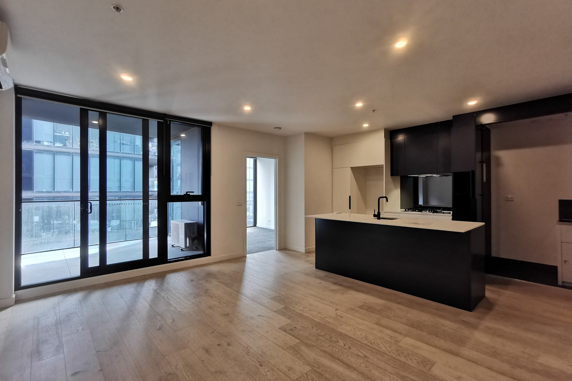 1205/4 Joseph Road, Footscray VIC 3011, Footscray - Thumbnail 2