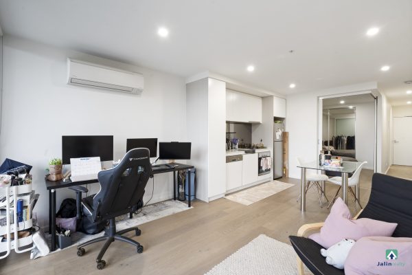 619/1 Moreland Street,  Footscray,  VIC 3011 AUS