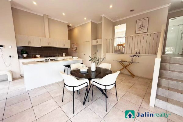 13 Wellington Street,  Mernda,  VIC 3754 AUS