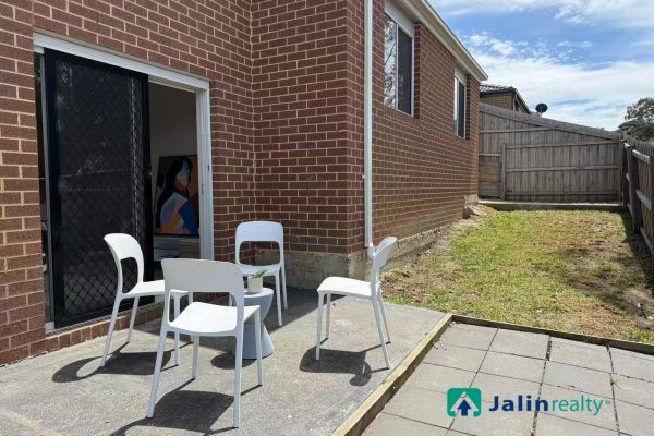 13 Wellington Street,  Mernda,  VIC 3754 AUS