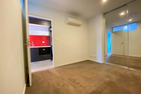 2207/5 Sutherland St,  Melbourne,  VIC 3000 Australia