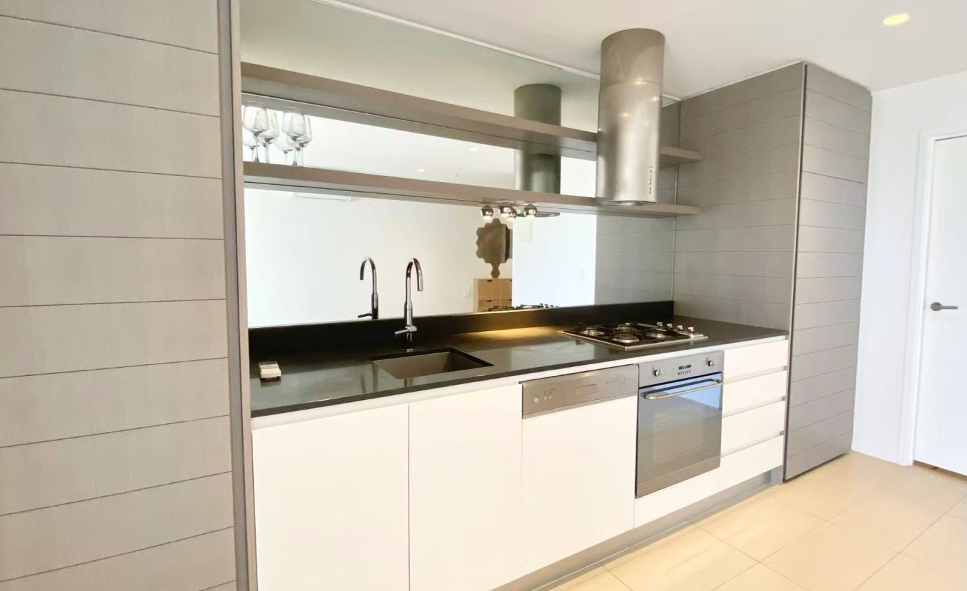 705c/11 Shamrock St,  Abbotsford,  VIC 3067 Australia