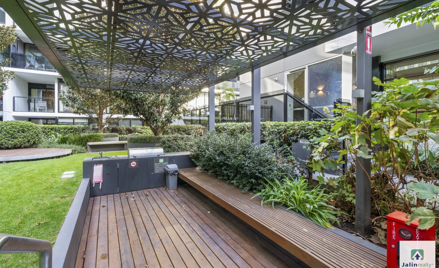705c/11 Shamrock St,  Abbotsford,  VIC 3067 Australia