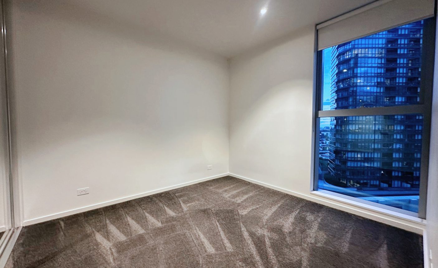 1207E/888 Collins Street,  Docklands,  VIC 3008 Australia