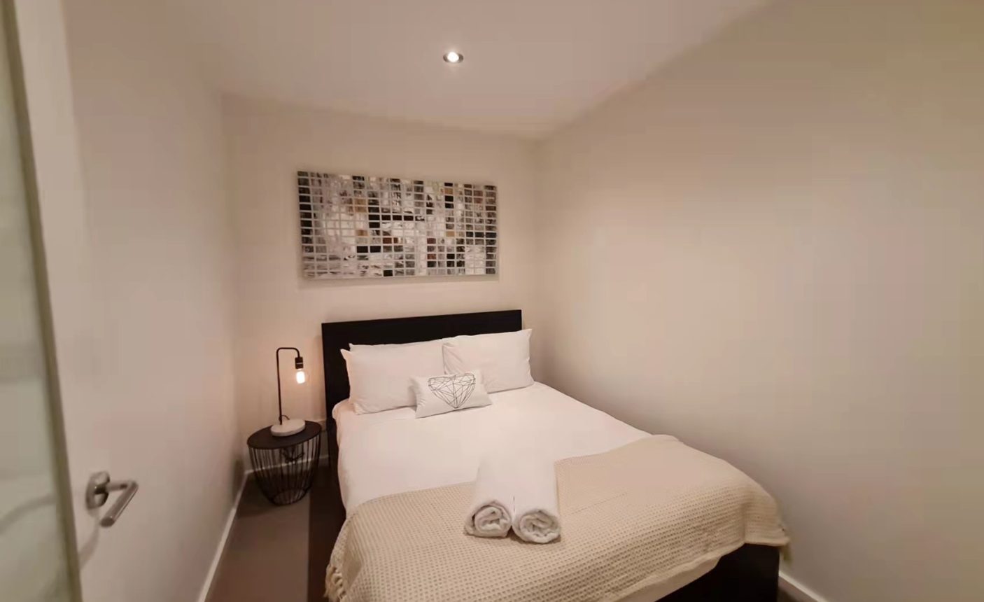 2603/8 Exploration Ln,  Melbourne,  VIC 3000 Australia