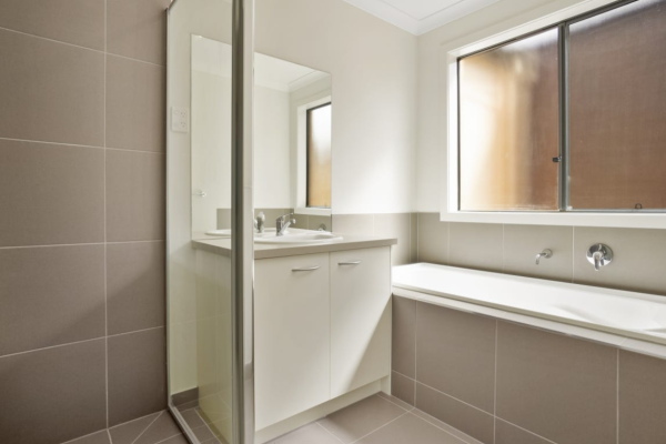 69 Stanmore Cres,  Wyndham Vale,  VIC 3024 Australia