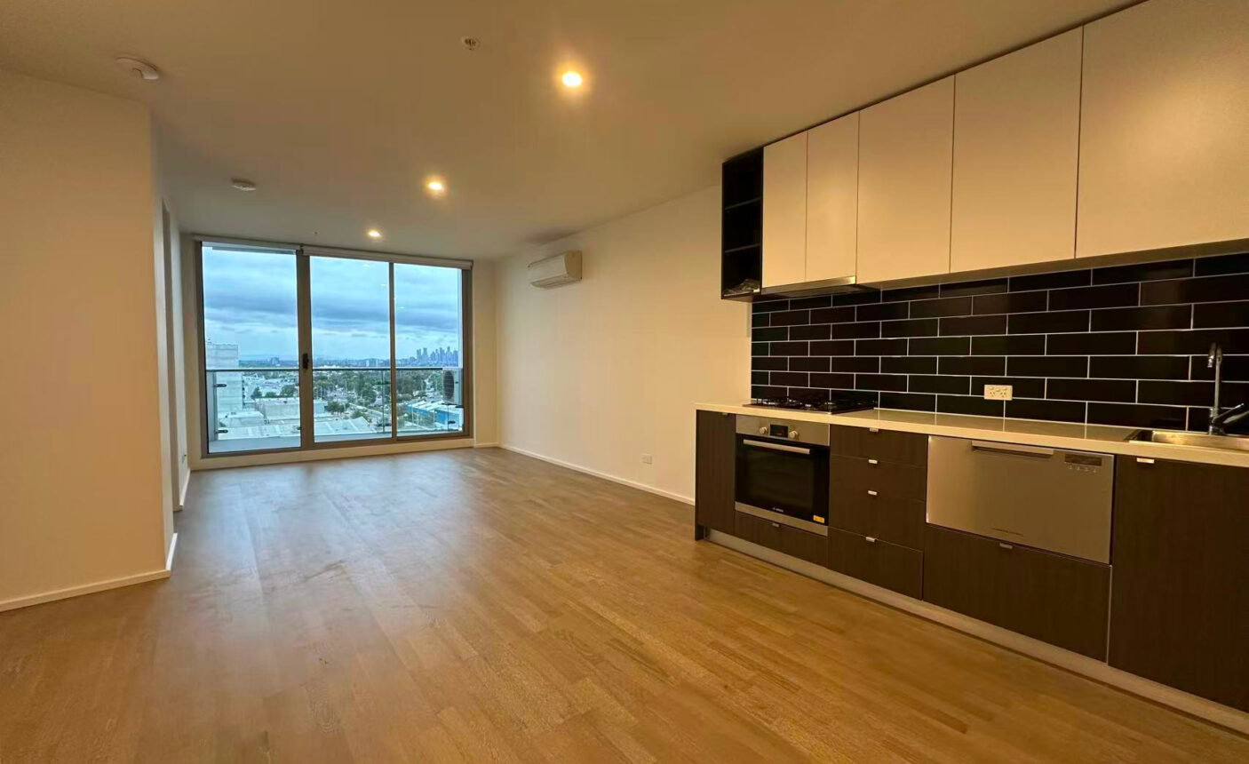 806B/2 Wests Road,  MARIBYRNONG,  VIC 3032 Australia