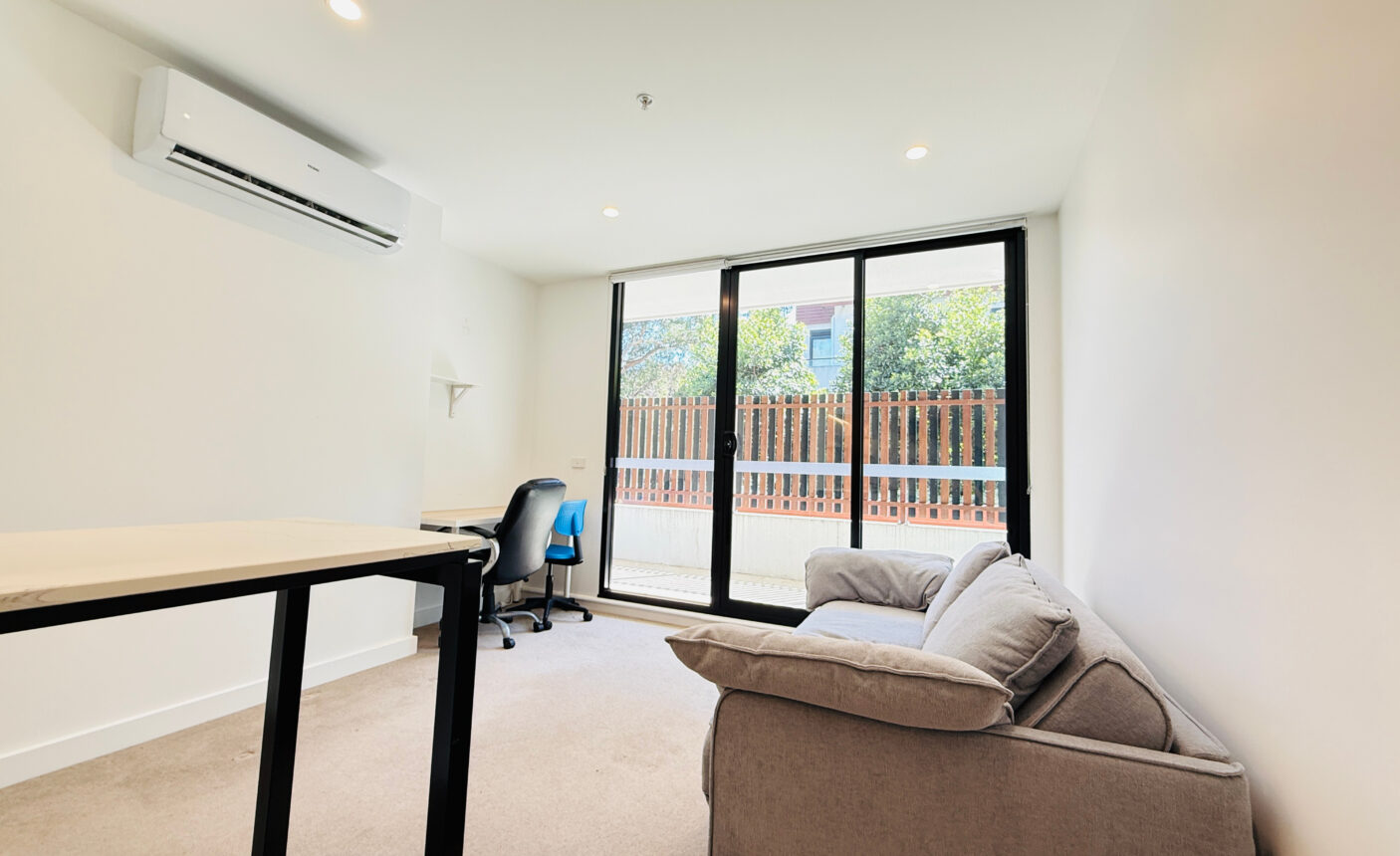 G16/11 Renver Rd,  Clayton,  VIC 3168 Australia