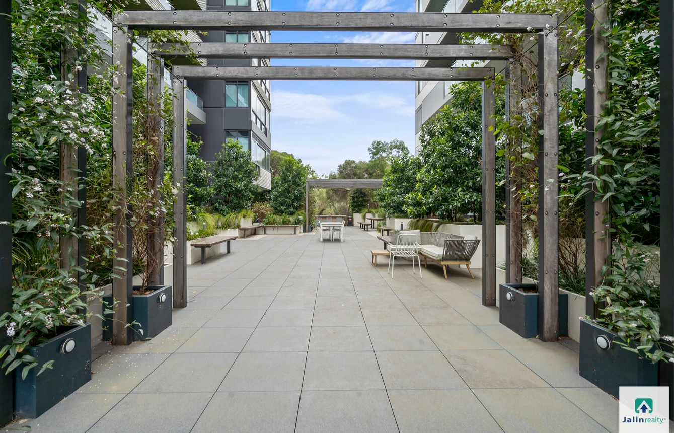 411/3 Olive York Way,  Brunswick West,  VIC 3055 Australia