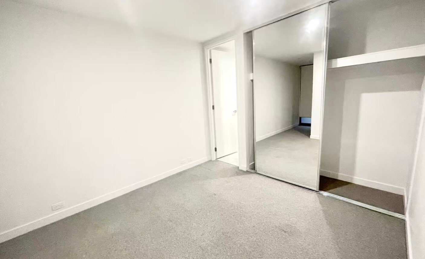 102/247-251 Neerim Road,  CARNEGIE,  VIC 3163 Australia