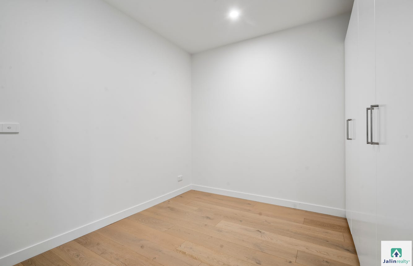 411/3 Olive York Way,  Brunswick West,  VIC 3055 Australia